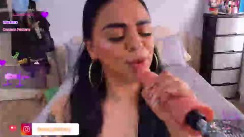 Snapshot of danielacortes03 chatting on February 11, 2026, 6:46 pm I think I will close this page please leave me a message if you want to know about me online show from February 11, 2026, 6:46 pm