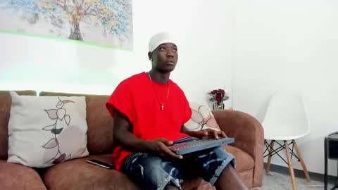 daniell_ferrari online show from January 15, 2025, 8:05 pm