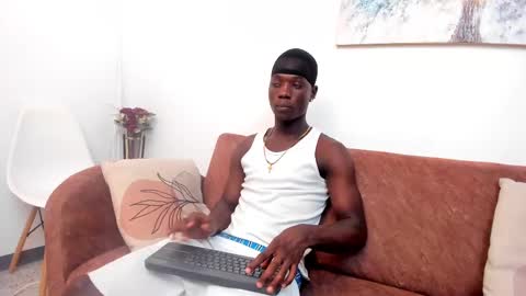 daniell_ferrari online show from February 11, 2025, 9:35 pm