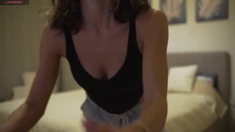 Danielle online show from September 21, 2025, 9:27 pm