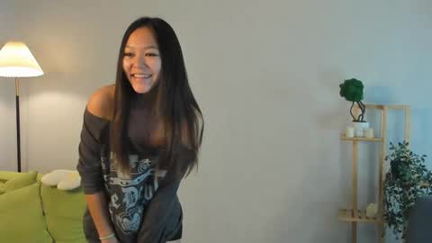 Snapshot of danielleschurg chatting on February 27, 2026, 7:14 pm Jessica online show from February 27, 2026, 7:14 pm