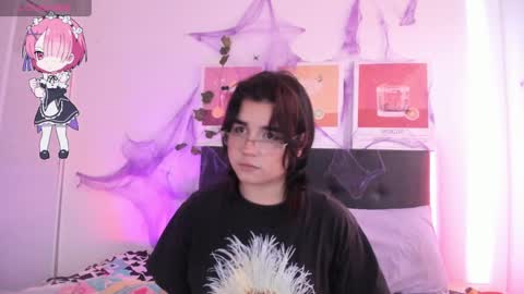 Snapshot of daniellesins_ chatting on October 20, 2025, 12:38 pm    online show from October 20, 2025, 12:38 pm