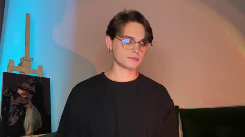 danieltuckerr online show from November 28, 2025, 8:11 pm