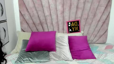 DaniiBelluci  online show from January 15, 2026, 5:16 pm