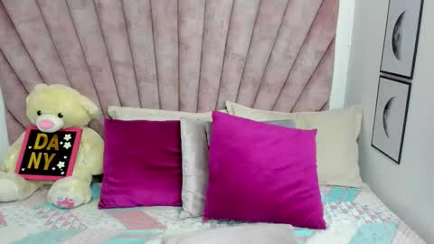 Snapshot of daniibelluci1 chatting on March 1, 2026, 3:52 am Danii Belluci online show from March 1, 2026, 3:52 am