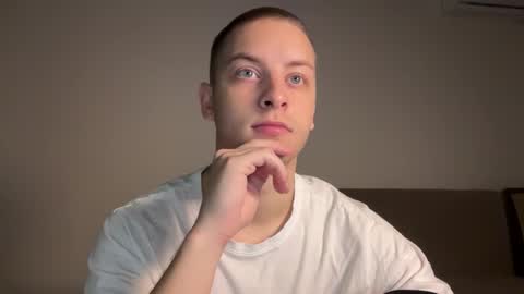 danila online show from November 9, 2025, 9:57 pm