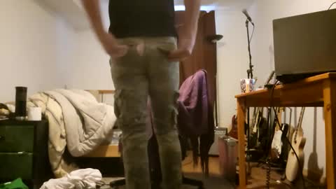 danimal5000 online show from December 2, 2024, 6:54 pm