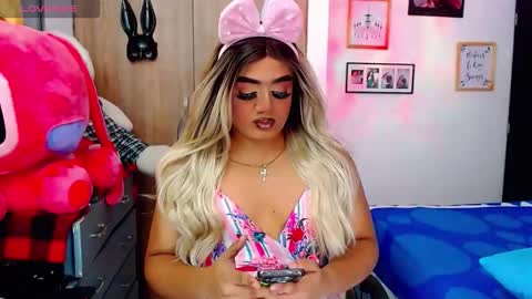 danipein online show from December 15, 2025, 5:01 am