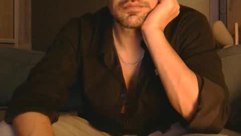 Snapshot of danithenew chatting on October 19, 2025, 1:17 am danithenew online show from October 19, 2025, 1:17 am