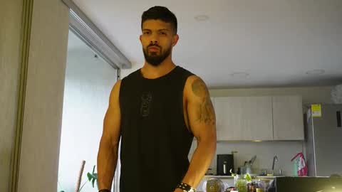 Dann saenz online show from November 11, 2025, 11:49 pm