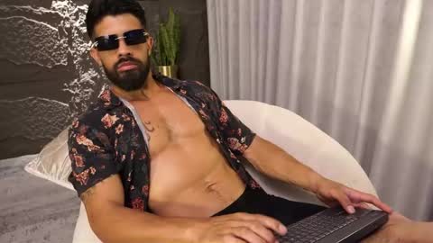 Snapshot of dann_saenz chatting on April 30, 2026, 8:57 pm Dann saenz online show from April 30, 2026, 8:57 pm