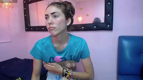 danna7cute online show from April 11, 2026, 9:19 pm