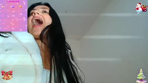 Snapshot of danna_1111 chatting on November 10, 2025, 3:00 pm danna online show from November 10, 2025, 3:00 pm