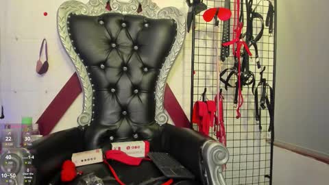 Danna  online show from March 10, 2026, 11:43 pm