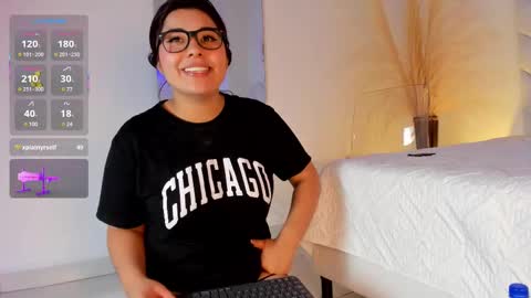 danna_adams1 online show from February 25, 2025, 10:26 am