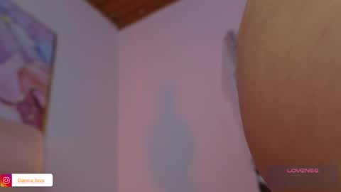 Danna Lovs online show from March 11, 2025, 12:06 pm