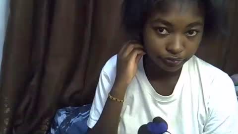 danna_miki online show from February 20, 2026, 11:27 pm