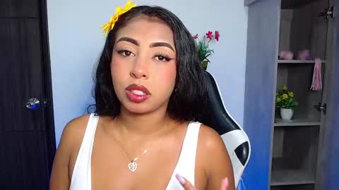 Danna online show from October 7, 2025, 7:49 am