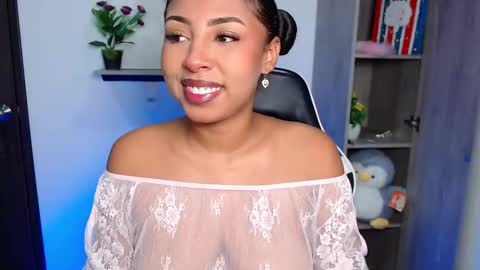 Danna online show from December 3, 2025, 10:13 am