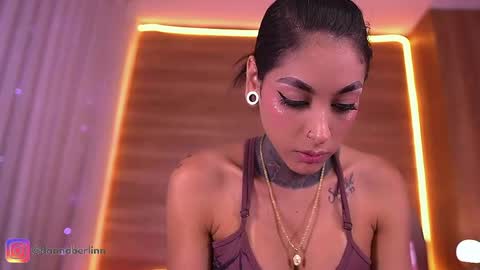 Danna Berlin  online show from April 7, 2026, 7:25 pm