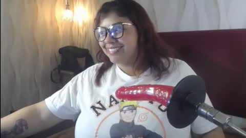 Danna Garza online show from December 16, 2025, 4:50 am