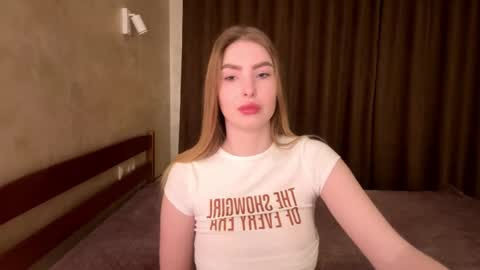 dannamissss online show from November 27, 2025, 8:33 pm