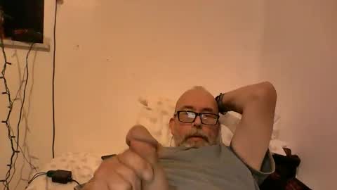 danny26063123 online show from March 25, 2026, 2:06 am