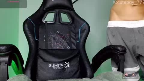 Danny online show from November 7, 2025, 10:04 am