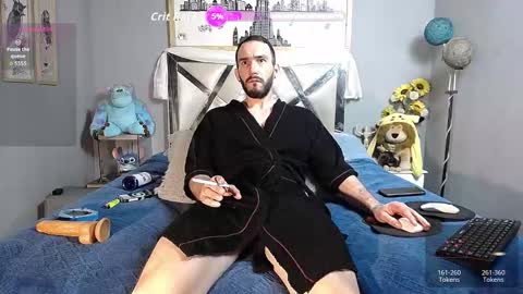 Danny and Alex online show from December 19, 2025, 4:30 am