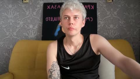 Snapshot of danny_love01 chatting on May 24, 2026, 2:44 pm danny online show from May 24, 2026, 2:44 pm