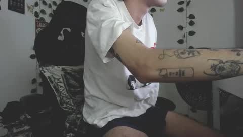 Snapshot of danny_phantom_09 chatting on January 12, 2026, 5:23 am danny_phantom_09 online show from January 12, 2026, 5:23 am