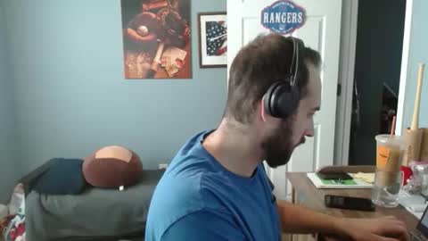 dannyboyx69 online show from February 5, 2026, 2:22 pm