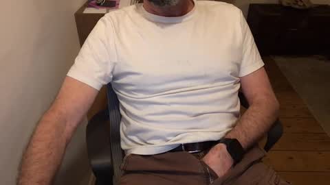 dannybuoy2 online show from April 5, 2026, 10:51 pm