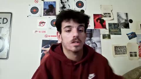 Snapshot of dannynoww chatting on December 13, 2024, 3:27 am danny online show from December 13, 2024, 3:27 am