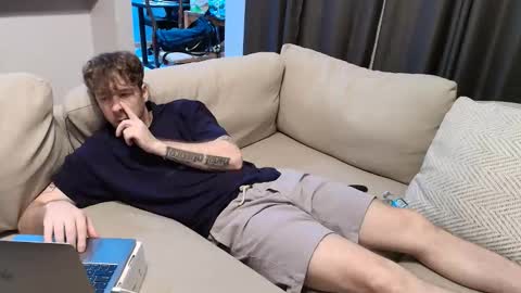 DannyThreeWay online show from November 22, 2025, 6:01 am