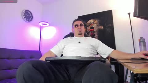 dante_bellini online show from February 17, 2026, 1:40 pm