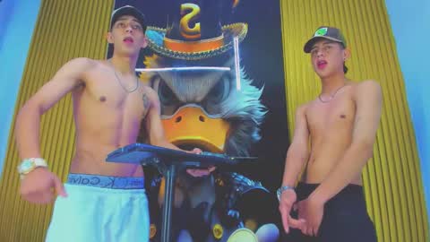 dante_brown1 online show from December 4, 2025, 5:06 am