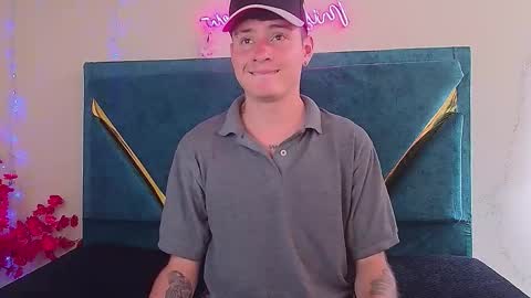 Dantegrayy online show from January 14, 2026, 6:57 pm