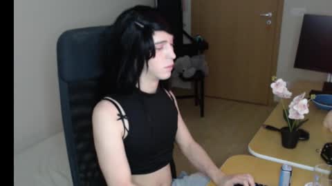 Snapshot of dante_twink__ chatting on February 2, 2026, 6:17 pm Dante online show from February 2, 2026, 6:17 pm