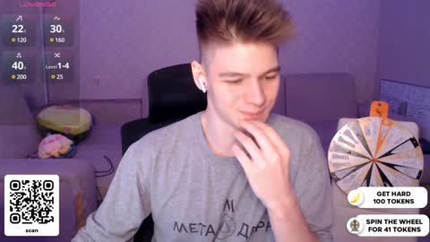 Snapshot of dantebigboi chatting on December 26, 2024, 8:11 pm Daniel online show from December 26, 2024, 8:11 pm