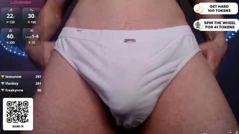 Snapshot of dantebigboi chatting on January 3, 2025, 8:01 pm Daniel online show from January 3, 2025, 8:01 pm