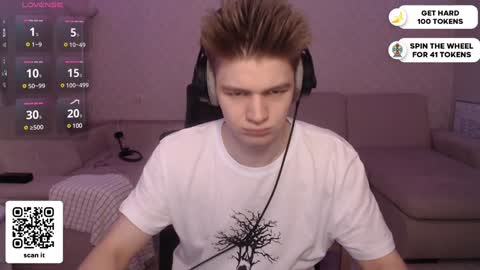 Snapshot of dantebigboi chatting on January 11, 2025, 6:01 pm Daniel online show from January 11, 2025, 6:01 pm