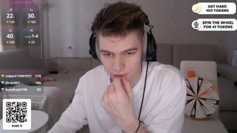 Snapshot of dantebigboi chatting on January 20, 2025, 7:25 am Daniel online show from January 20, 2025, 7:25 am