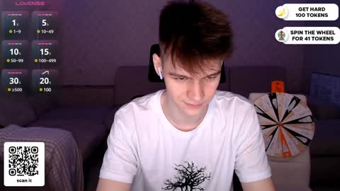 Snapshot of dantebigboi chatting on January 23, 2025, 8:45 pm Daniel online show from January 23, 2025, 8:45 pm