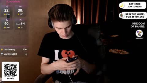 Snapshot of dantebigboi chatting on February 20, 2025, 11:21 pm Daniel online show from February 20, 2025, 11:21 pm