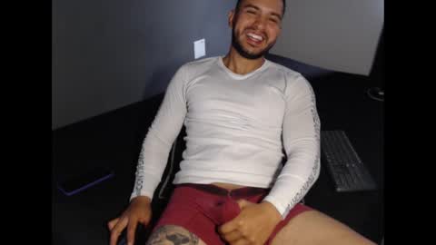 dantebrown1 online show from September 30, 2025, 2:55 pm