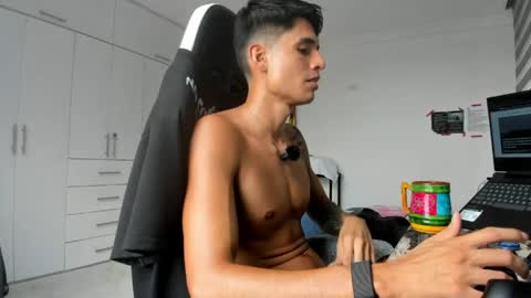 X Dante7373574 online show from April 18, 2026, 8:31 pm