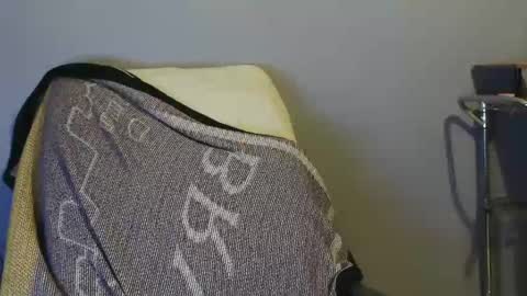 dantehot82 online show from January 9, 2025, 1:08 am