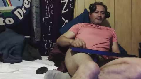 dantehot82 online show from February 3, 2026, 2:53 am