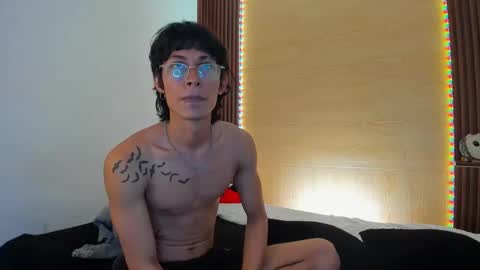 dantelord_ online show from March 6, 2025, 11:20 pm